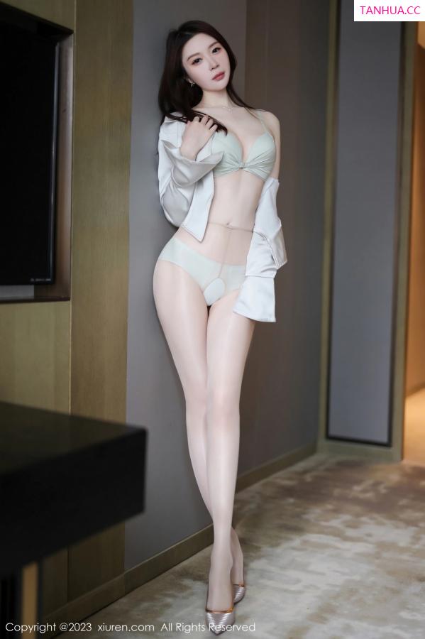 梦心玥  [XiuRen]高清写真图 2023.11.23 No.7709 梦心玥 安吉旅拍第40张图片